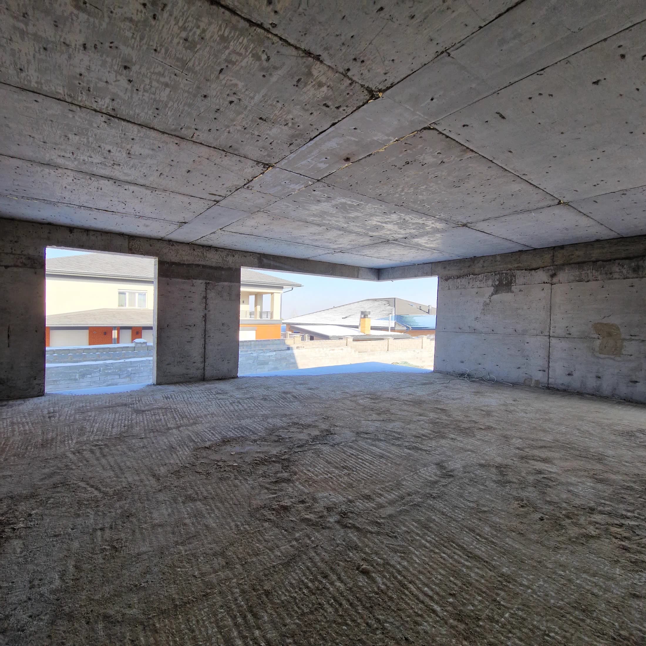 Наружный облик дома Melbourne перед сдачей объекта под ключ в Алматы